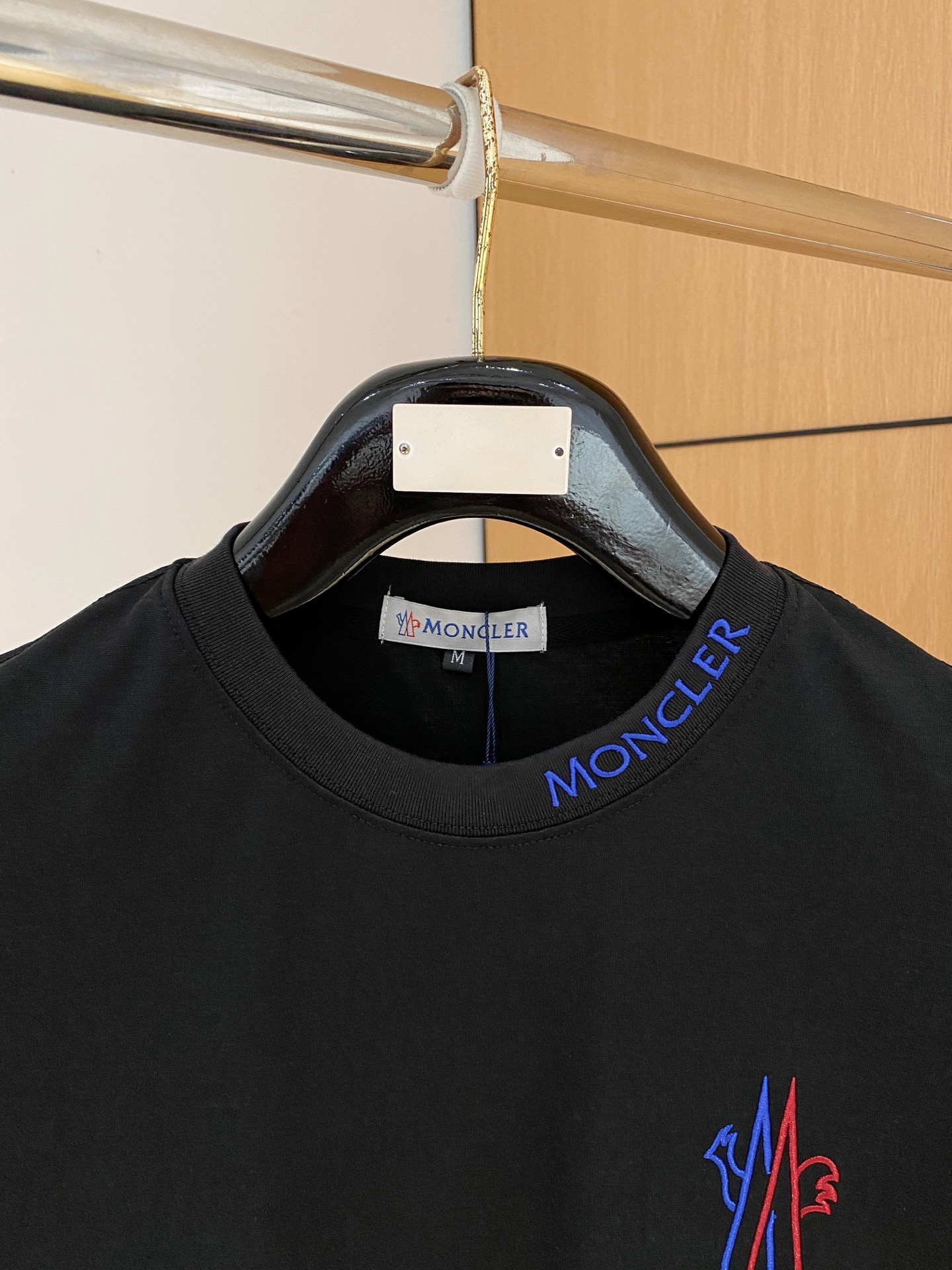 short sleeves